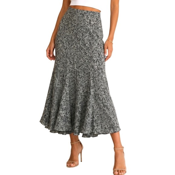 Jones New York Dresses & Skirts - Jones New York Woman Green Black Silk Midi Skirt 18W Abstract Lined 100% Silk